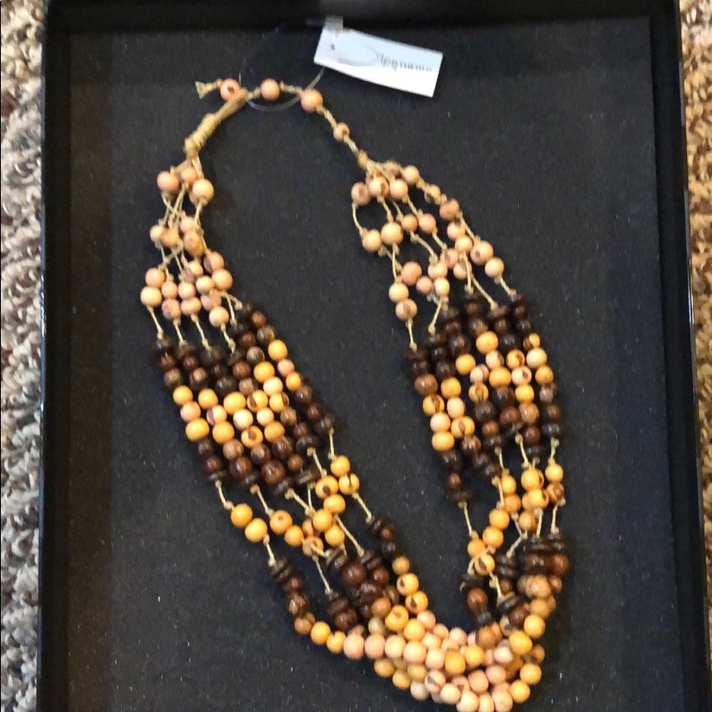 NWT Ipanema from Brazil hand-made necklace